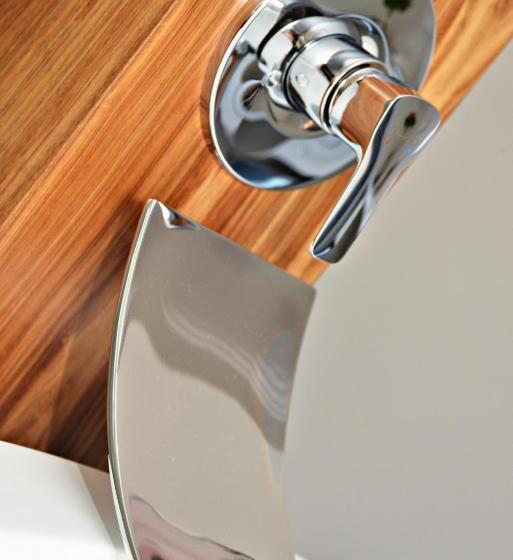 اتاق لوکس با بالکن و چشم‌انداز دریا, 7 On Marine