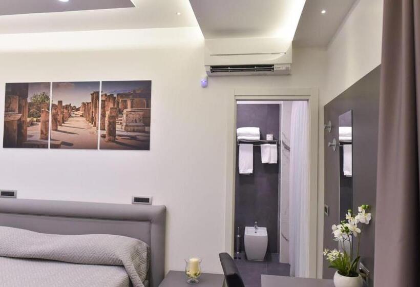 Номер Стандарт с Балконом, Pompei Inn Ruins B&b Luxury Suite