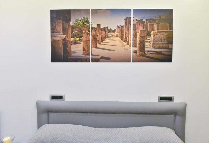 Номер Стандарт с Балконом, Pompei Inn Ruins B&b Luxury Suite