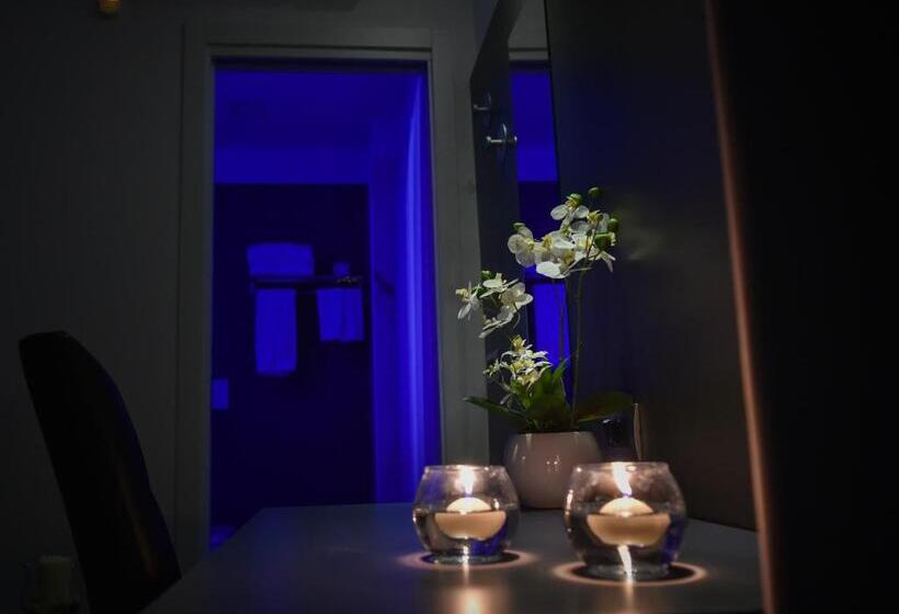 Номер Стандарт с Балконом, Pompei Inn Ruins B&b Luxury Suite