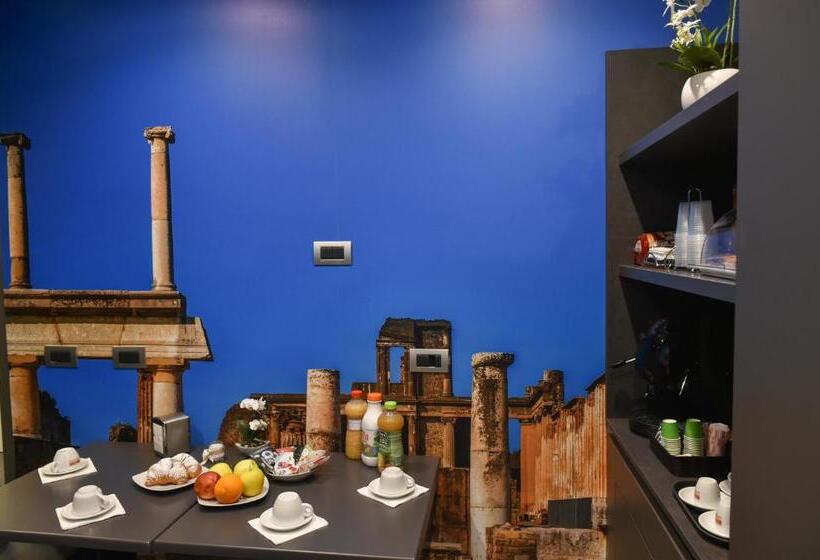 Номер Стандарт с Балконом, Pompei Inn Ruins B&b Luxury Suite