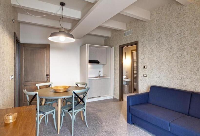 带阳台的豪华间, Relais Chiaramonte