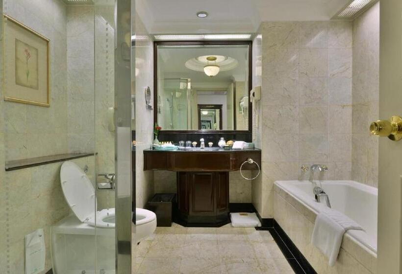 Habitación Deluxe, Evergreen Laurel Hotel Bangkok