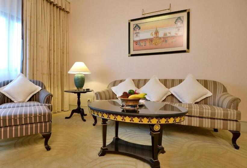 Suite Superior, Evergreen Laurel Hotel Bangkok