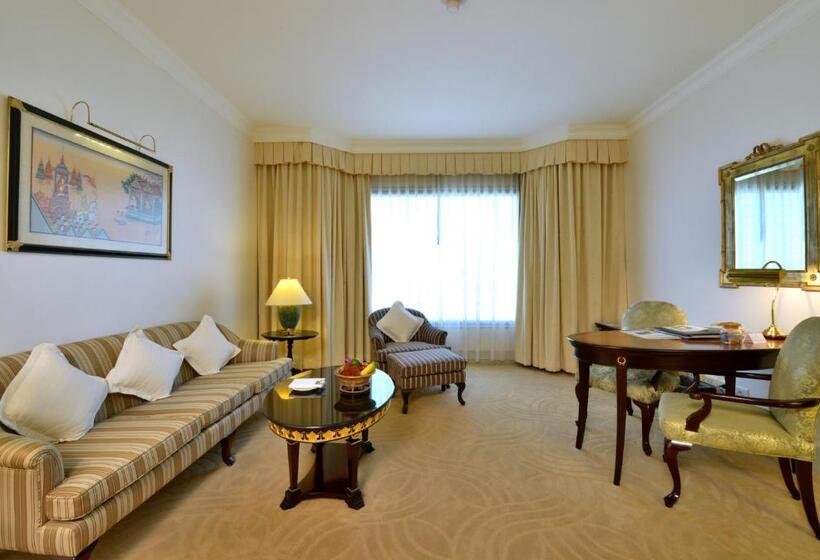 Suite Deluxe, Evergreen Laurel Hotel Bangkok