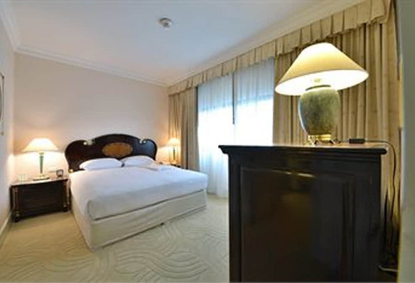 Suite Deluxe, Evergreen Laurel Hotel Bangkok