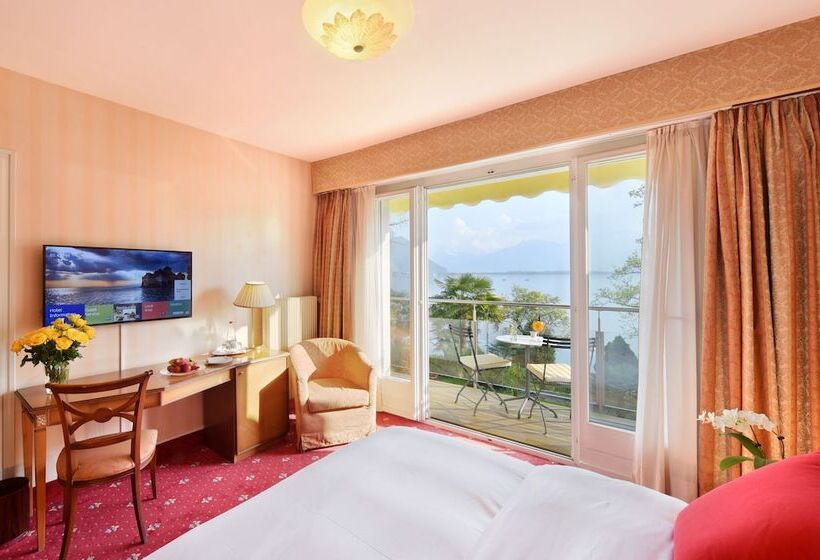 Номер Стандарт Вид на Озеро, Golf Hotel René Capt