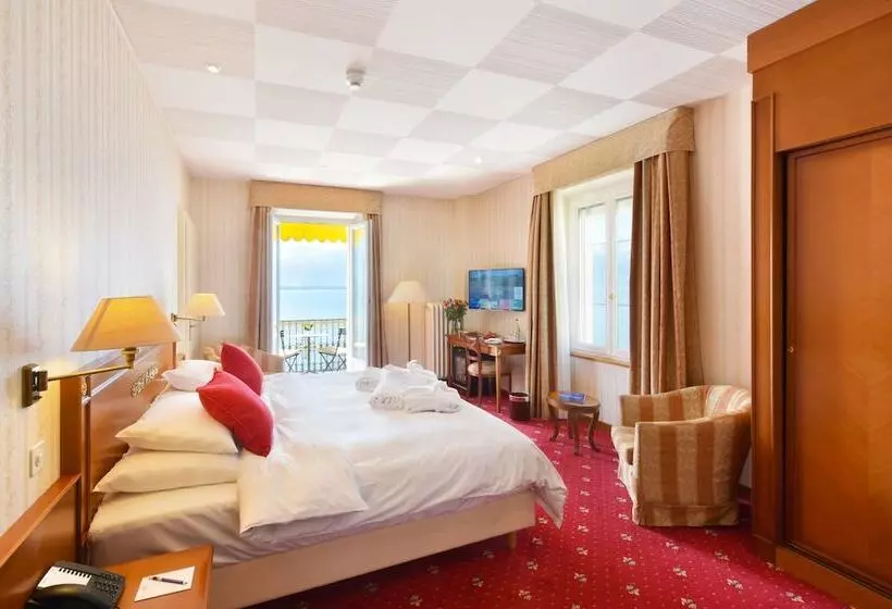 اتاق لوکس با چشم‌انداز دریاچه, Golf Hotel René Capt