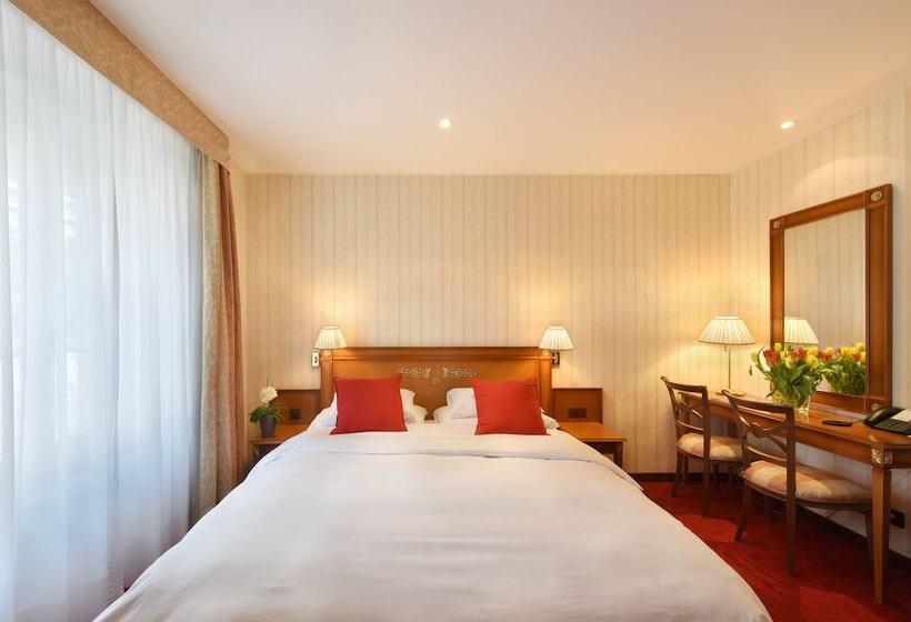 غرفة قياسية, Golf Hotel René Capt