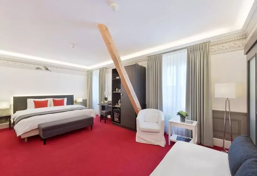 اتاق سوپریور سه تخته, Golf Hotel René Capt