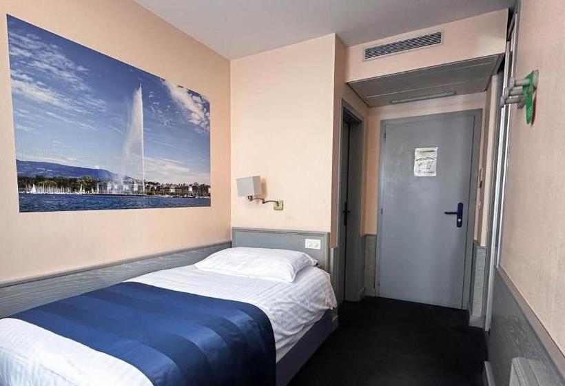 Standard Single Room, Montbrillant