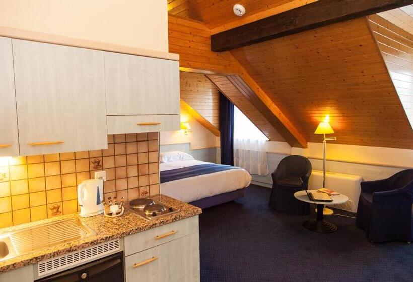 Superior Room, Montbrillant