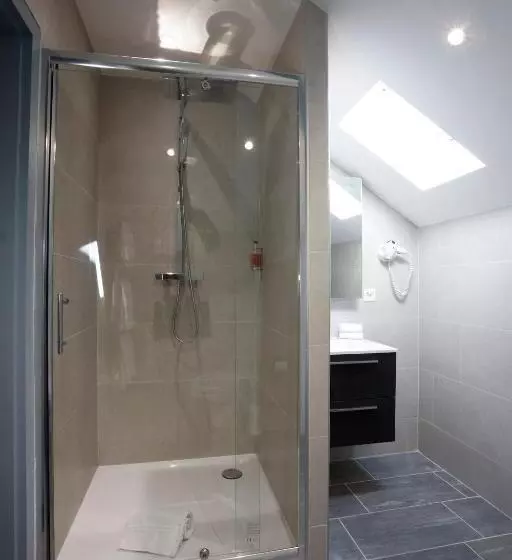 Superior Room, Montbrillant