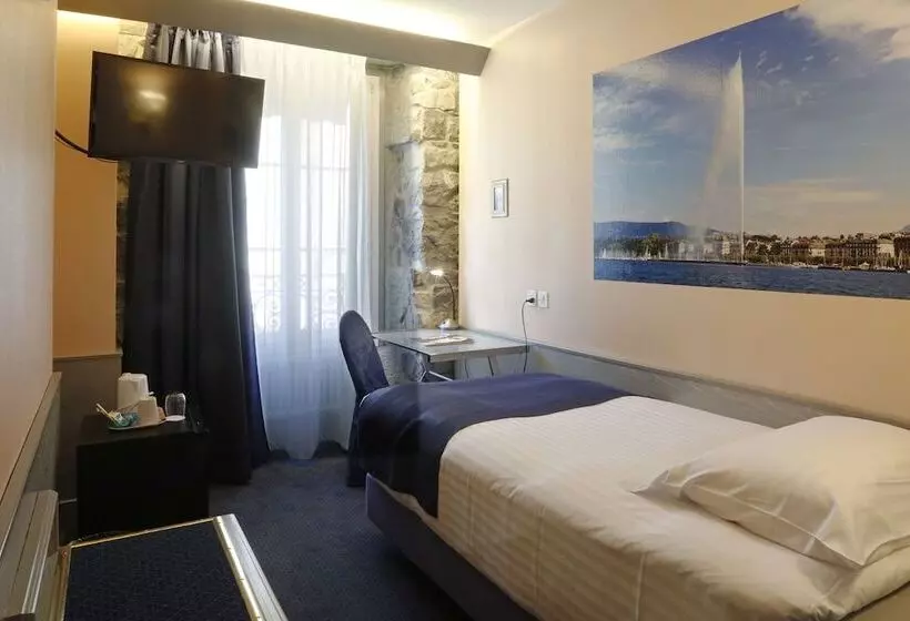 Standard Single Room, Montbrillant