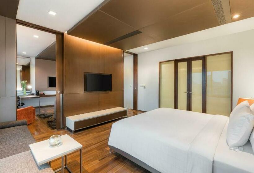 سوییت, Pathumwan Princess Hotel   Sha Extra Plus Certified
