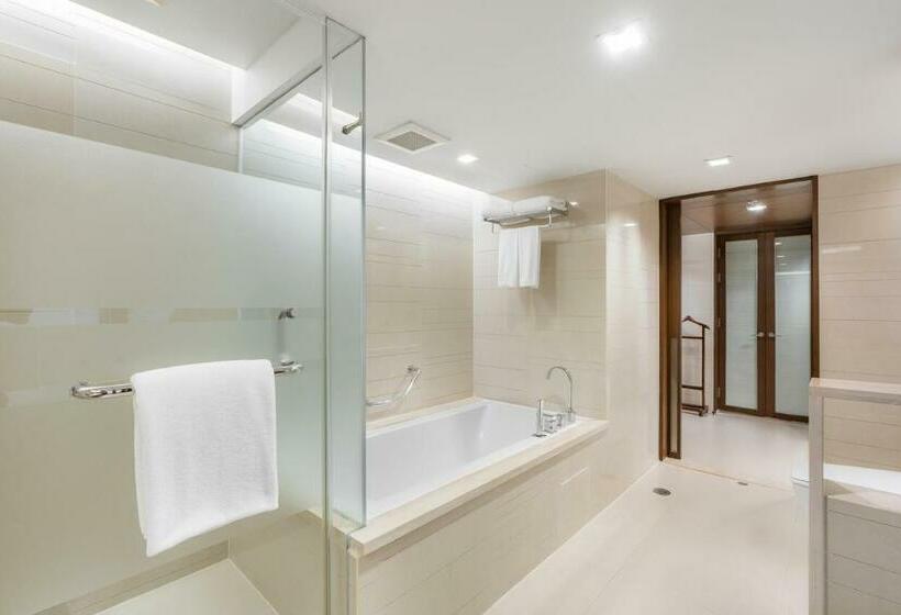 سوییت, Pathumwan Princess Hotel Sha Extra Plus Certified