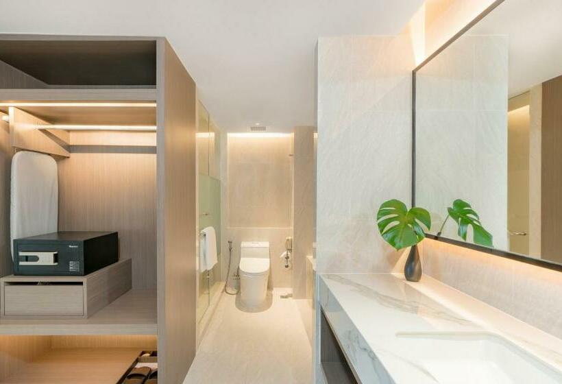 سوییت اجرایی, Pathumwan Princess Hotel Sha Extra Plus Certified