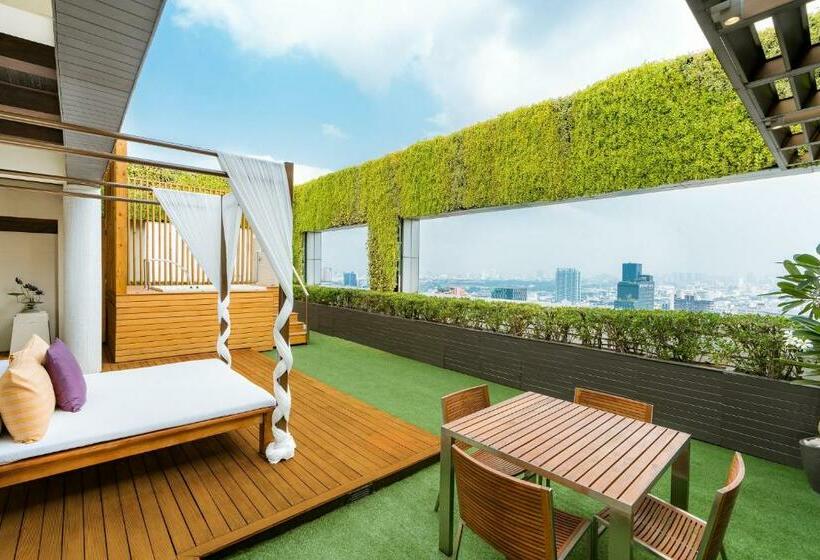 سوییت اجرایی, Pathumwan Princess Hotel Sha Extra Plus Certified