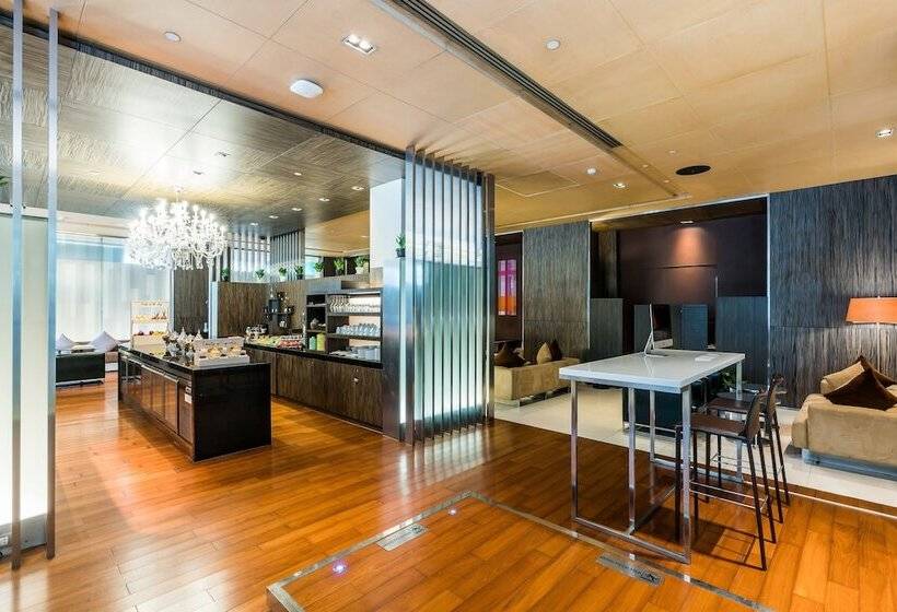 سوییت, Pathumwan Princess Hotel Sha Extra Plus Certified