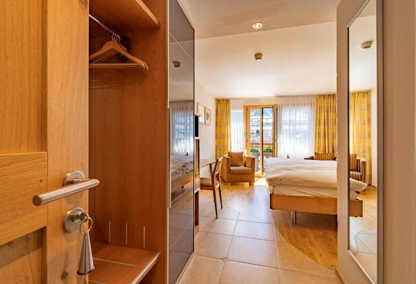 חדר סטנדרט עם מרפסת, Pollux