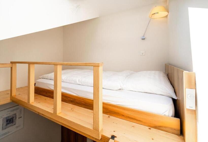 חדר יחיד בסיסי, Pollux