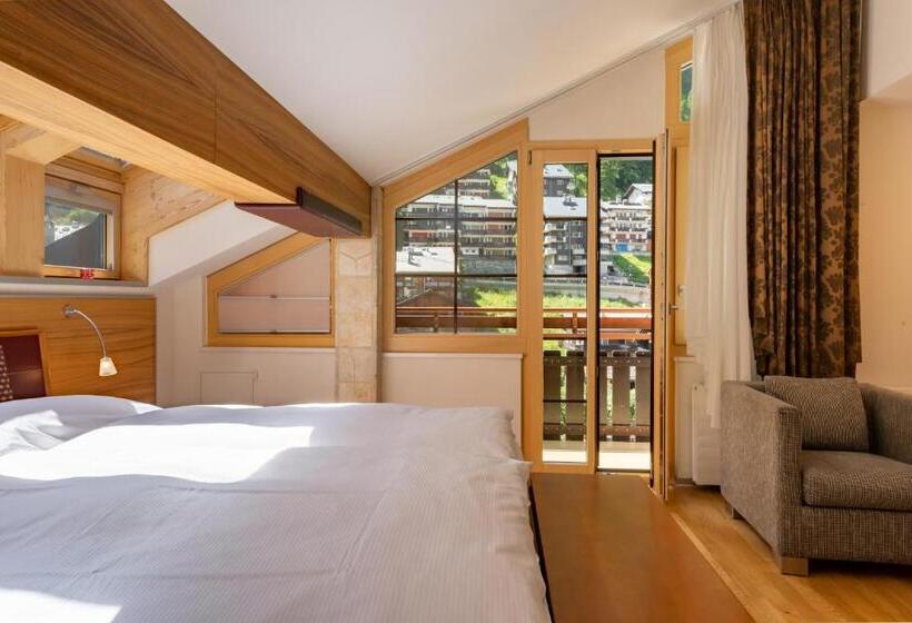 חדר סופריור, Pollux