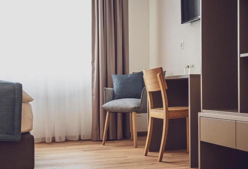 家庭套房, Strela By Mountain Hotels