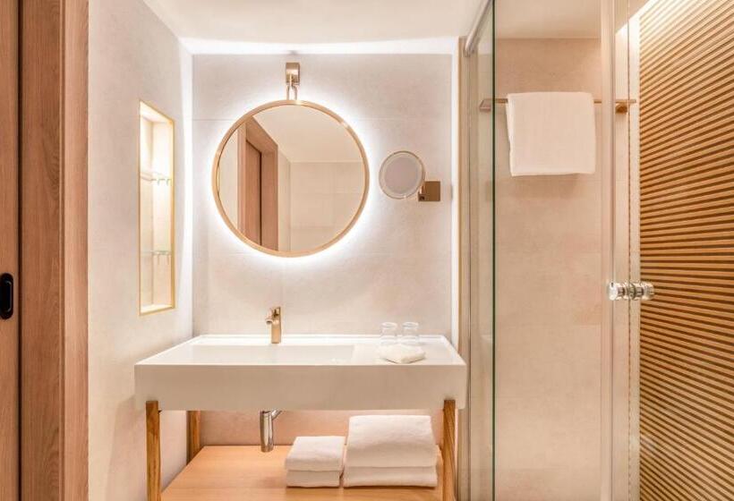 带大床的高级房间, Zurich Marriott