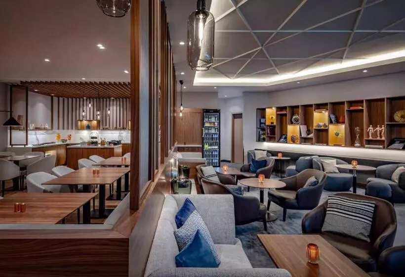 سوئیت کلاب, Zurich Marriott