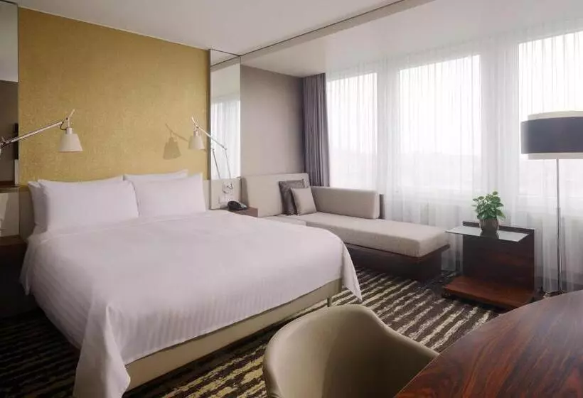 اتاق کلاب, Zurich Marriott