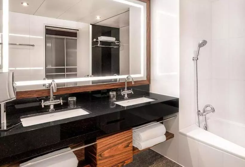 سوییت, Zurich Marriott