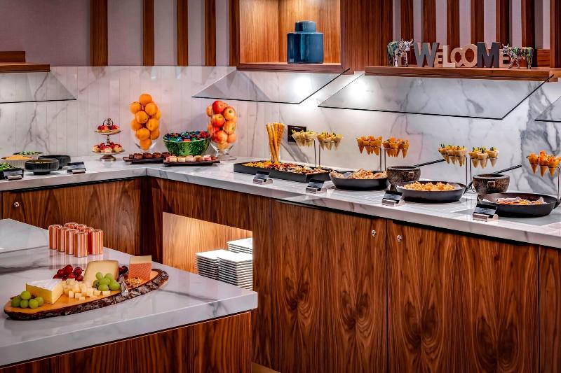 俱乐部房间, Zurich Marriott