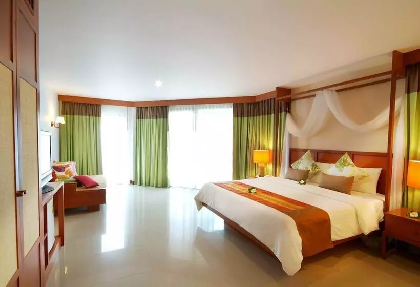 اتاق لوکس با چشم‌انداز باغ, Krabi Resort