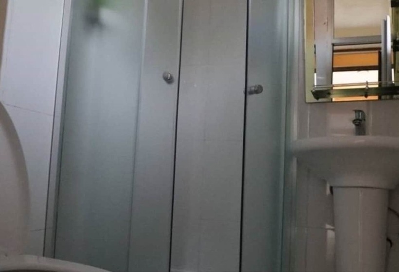 家庭间, Fikirandray Lodge