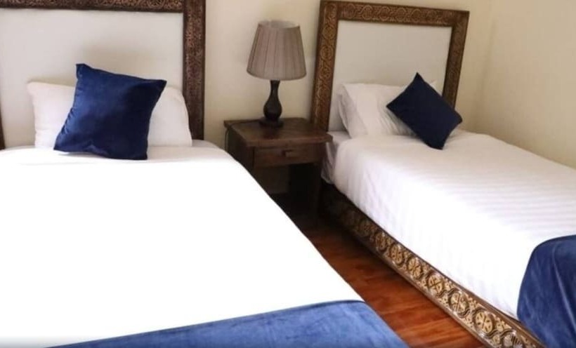 家庭间, Fikirandray Lodge