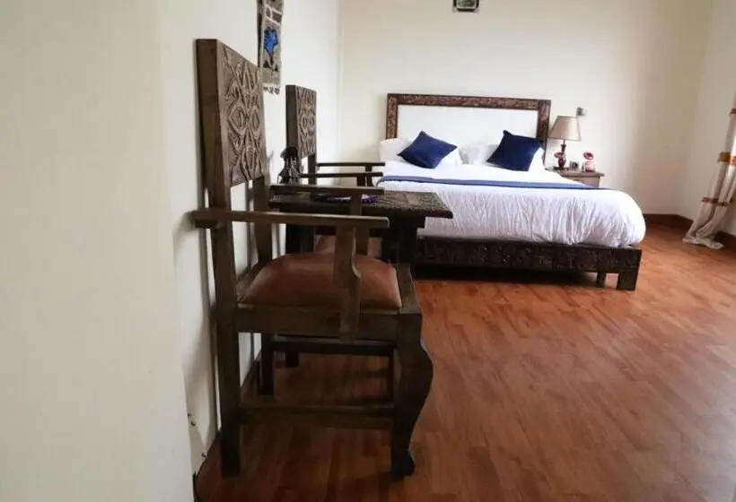 اتاق اکونومی یک تخته, Fikirandray Lodge