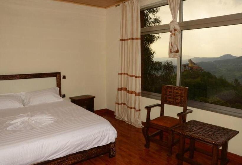 اتاق خانوادگی, Fikirandray Lodge