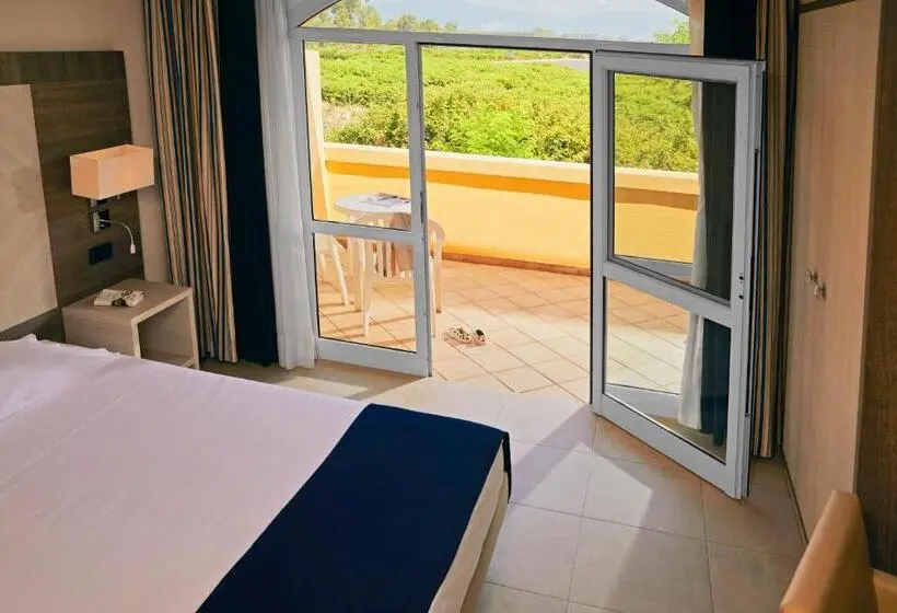 Perhehuone, Tui Magic Life Calabria   All Inclusive
