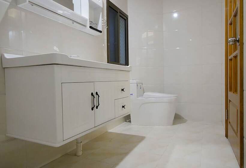 חדר אקונומי, Xiang Shan Lin Hai Homestay