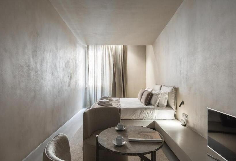 سوییت سوپریور, Elysium Suites Collection