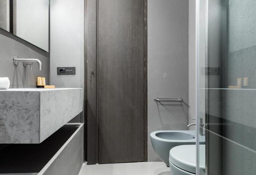 سوییت سوپریور, Elysium Suites Collection