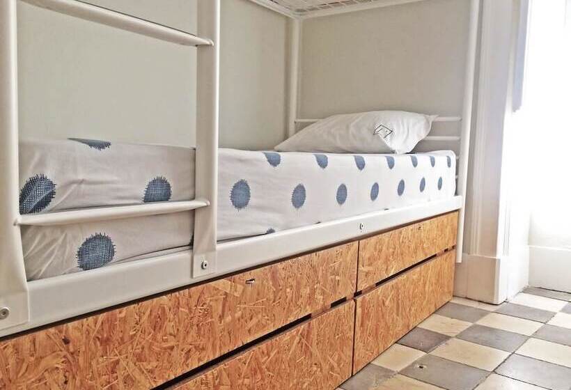 تختخواب در اتاق مشترک, Friendly Hills Bairro Alto
