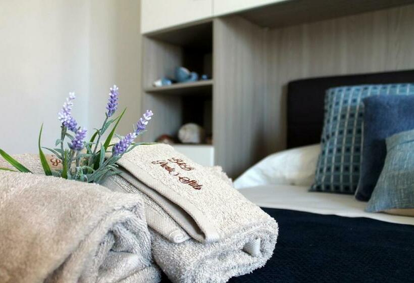 바다 전망 디럭스 3인룸, B&b Punta Stilo