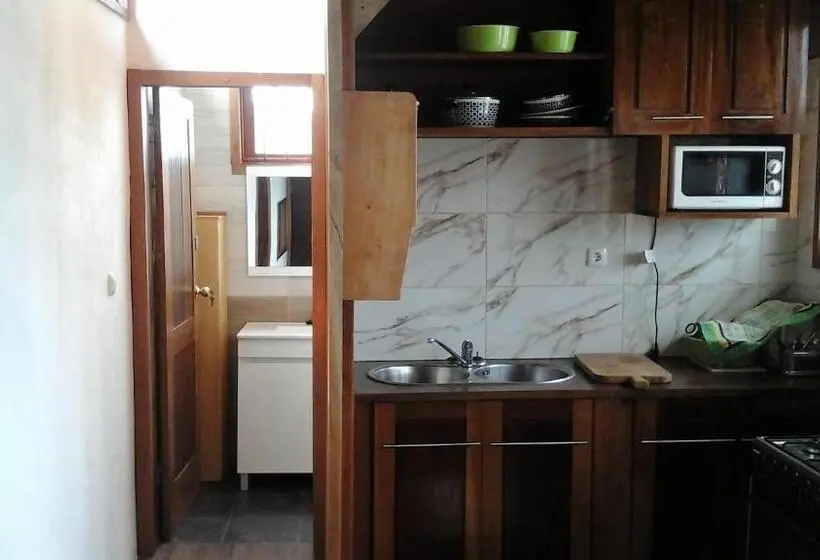 اتاق استاندارد با سرویس بهداشتی مشترک, Albergaria Porcelana