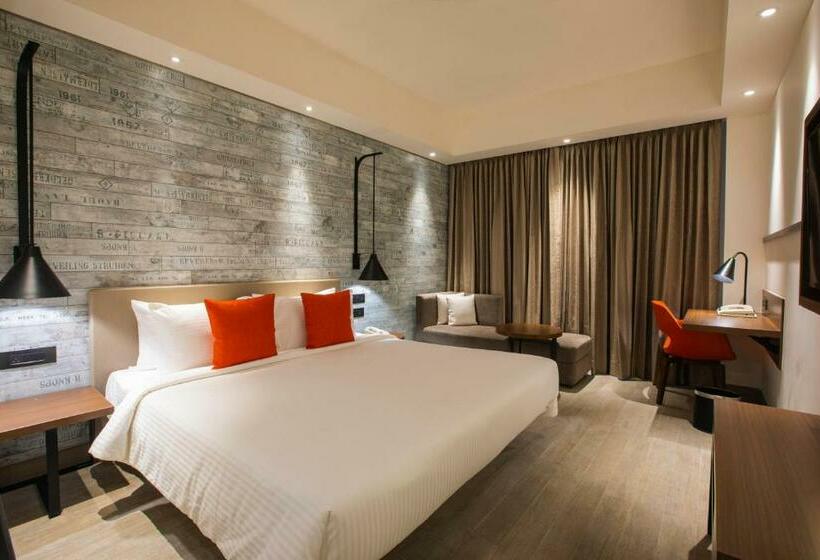 行政房间, Lemon Tree Premier City Center Pune