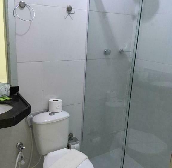 اتاق استاندارد چهار تخته, Pousada Tambau