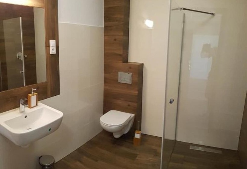 חדר סטנדרט לארבעה, B&b Dom Z Bali