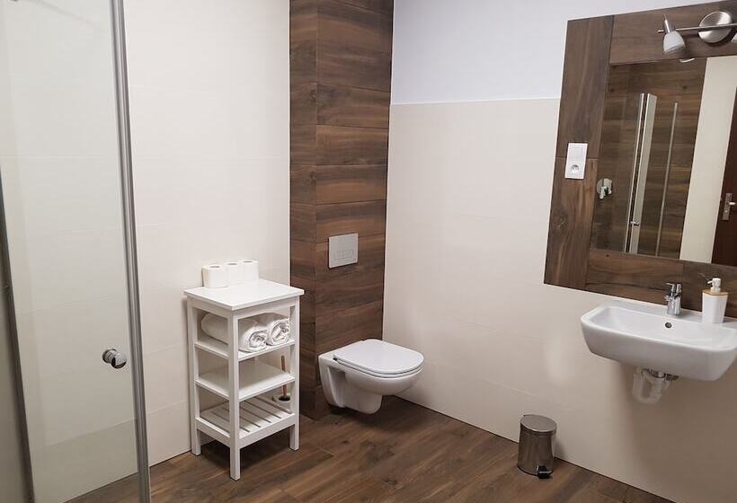 חדר סטנדרט לשלושה, B&b Dom Z Bali