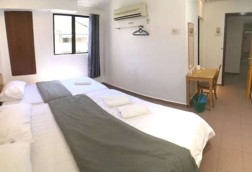 اتاق استاندارد سه نفره, Grand Star