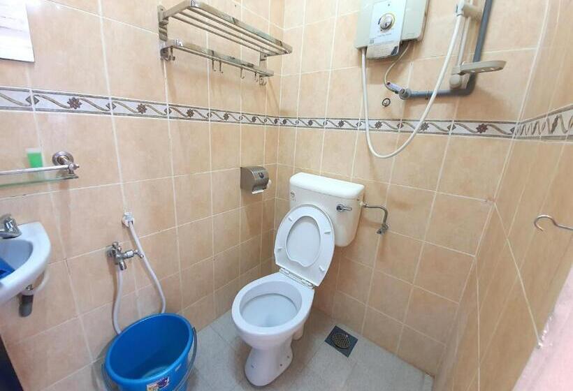 اتاق خانوادگی, Grand Star